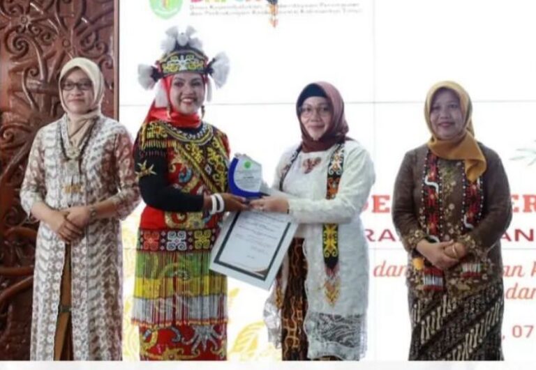 Semangat Menjadi Manusia Sepenuhnya tanpa Berhenti Menjadi Wanita di Parade Gender Kartini