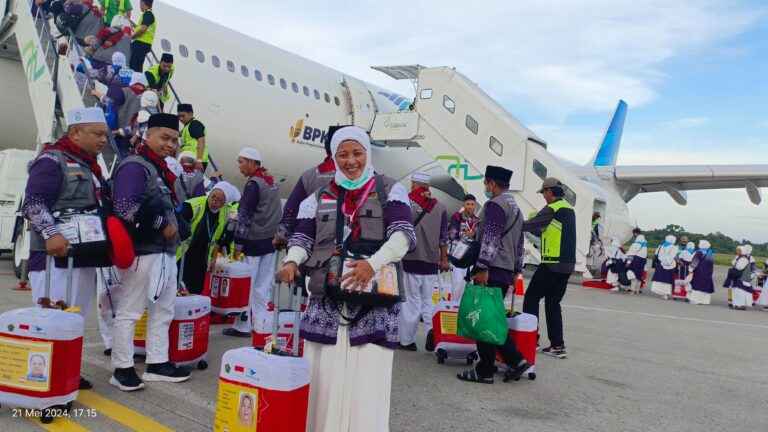 Samarinda Berangkatkan 627 Jamaah Haji, 443 Sudah di Tanah Suci