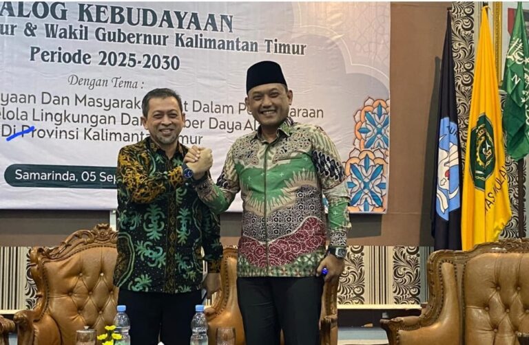 Hadi Temu Seno “Jangan Baper”