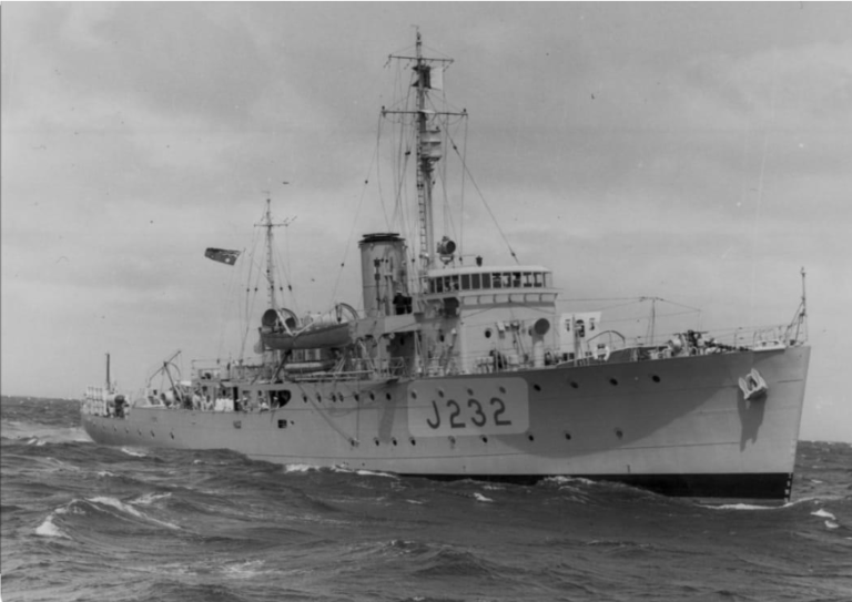 RI Hang Tuah “Tenggelam di Perairan Balikpapan”