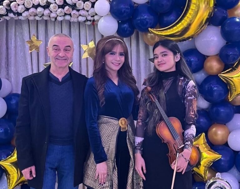 Menikah dengan Turkiye