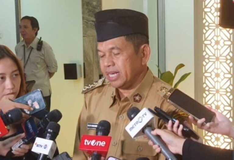 Rudy Diserang “Gubernur Konten”