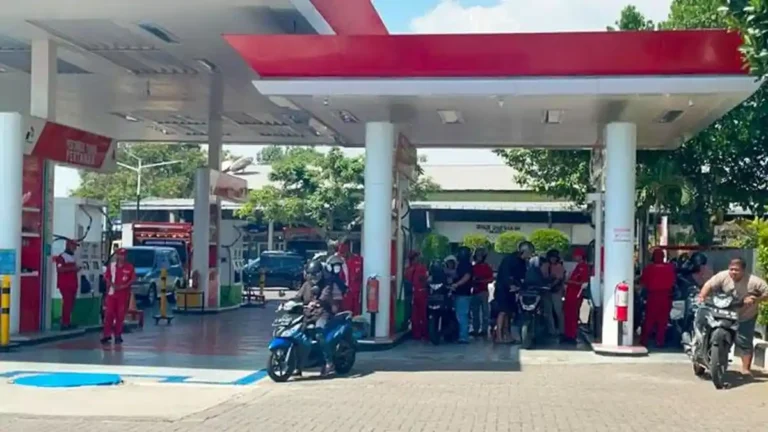 Pertamina Soal Harga Asli Pertalite Rp 18.040 Lebih Mahal dari Pertamax